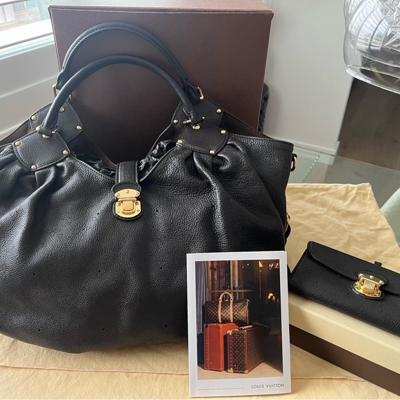 LOUIS VUITTON XL MEHINA BAG - Picture 3 of 7